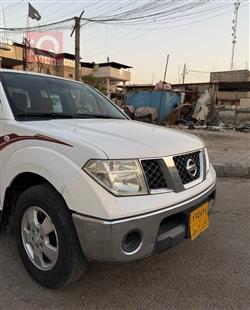 نیسان نەڤارا